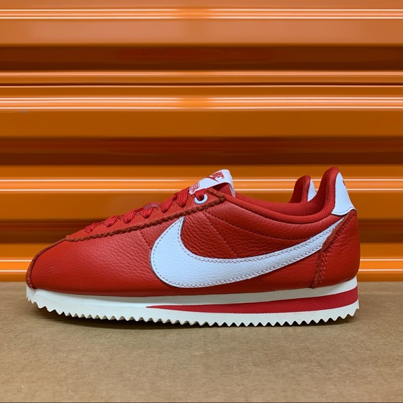 Nike Classic Cortez QS ST Women’s Shoes - Picture 1 of 8